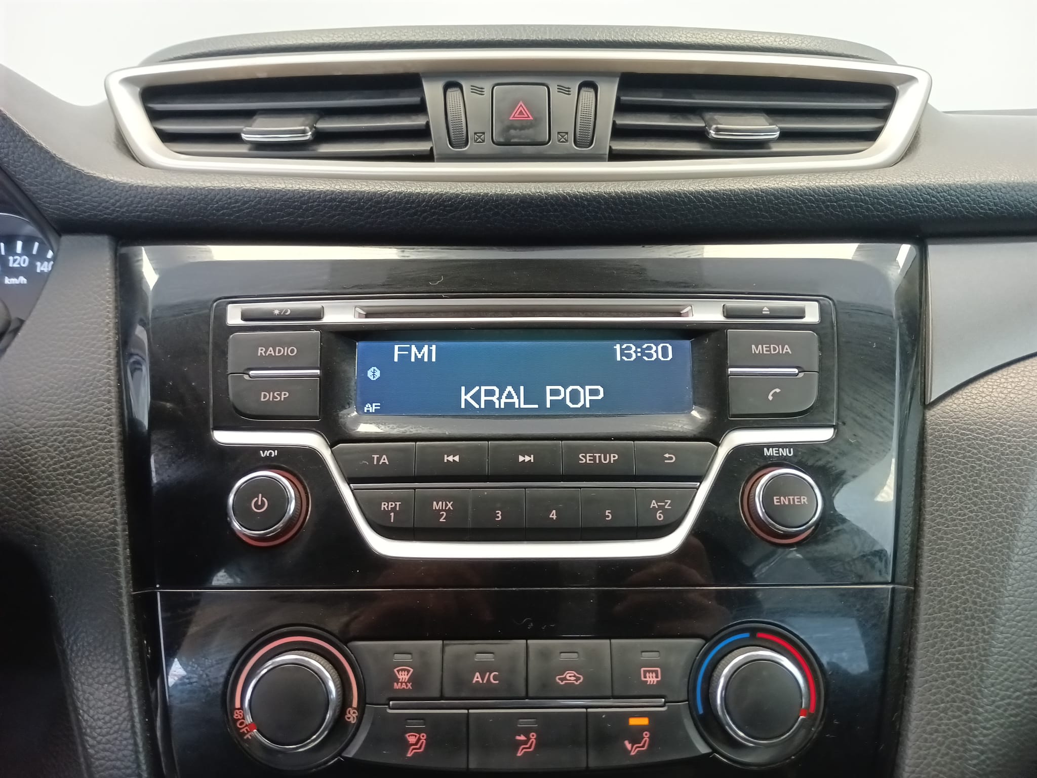 NISSAN QASHQAI 26